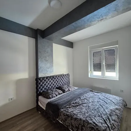 Apartment Gray 82 Jagodina